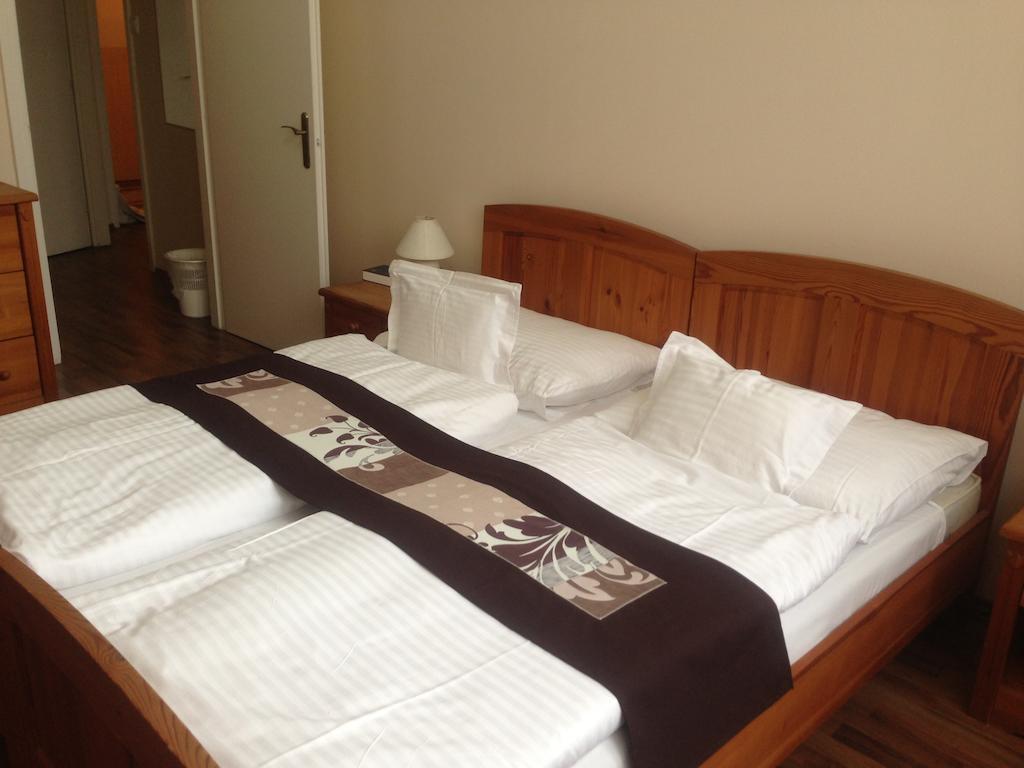 Vasvirag Hotel Celldomolk Room photo