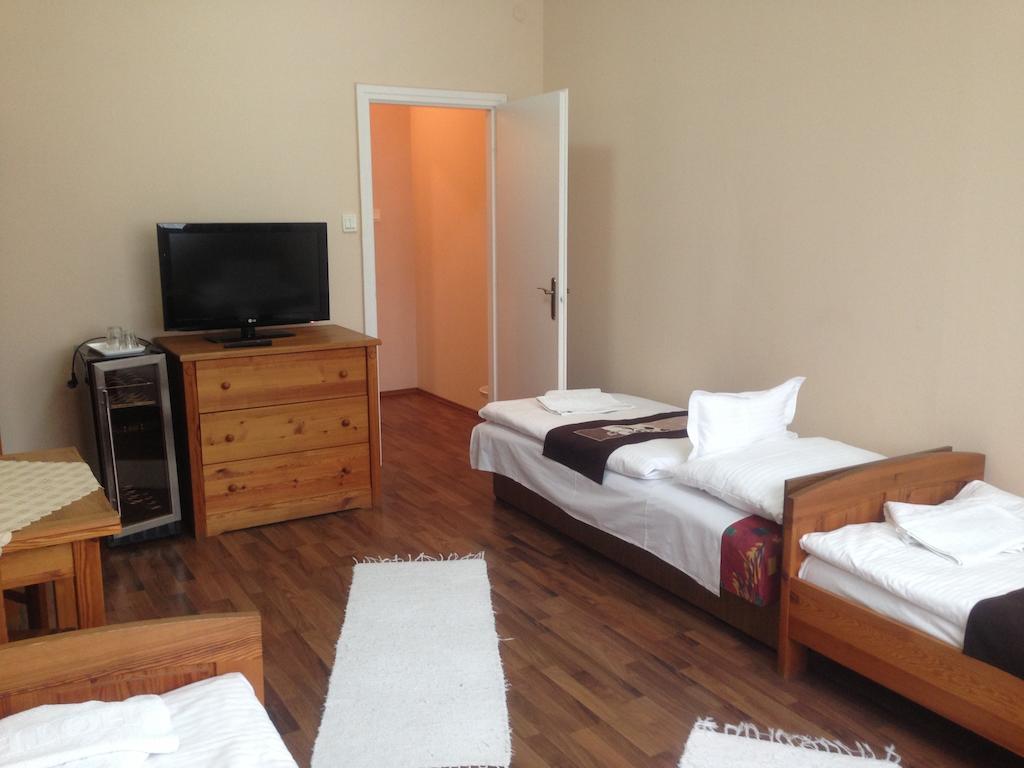 Vasvirag Hotel Celldomolk Room photo